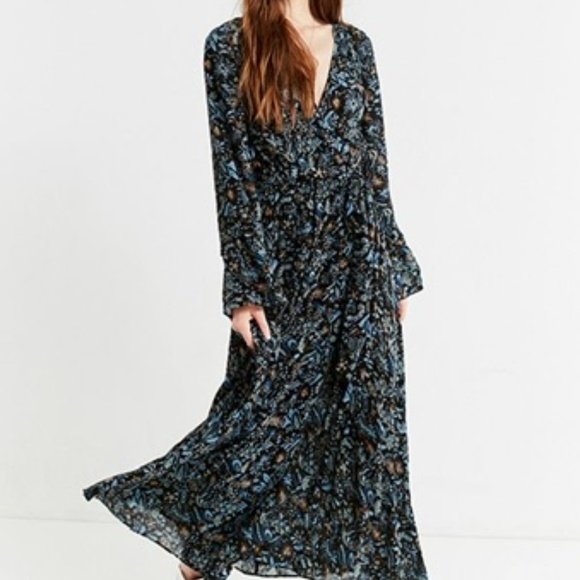 Urban Outfitters Emma Grace Maxi Dress - Picture 2 of 6